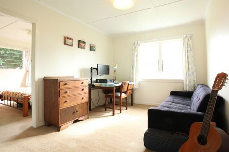 Photo of property in 39a Wallis Street, Raglan, 3225