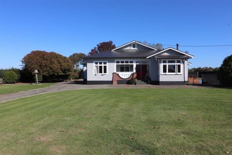 Photo of property in 82 Aerodrome Road, Dannevirke, 4972