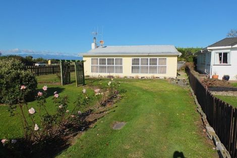 Photo of property in 48 Seabury Avenue, Foxton Beach, Foxton, 4815