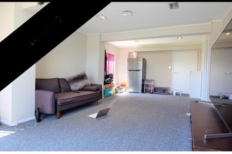 Photo of property in 39 Sunnyside Road, Sunnyvale, Auckland, 0612
