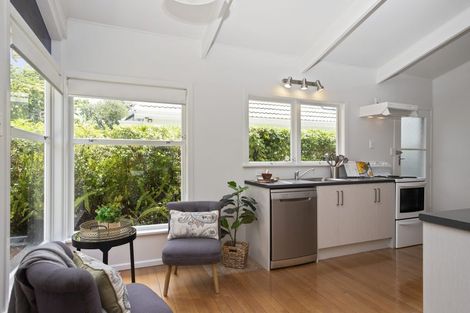 Photo of property in 62 Parker Avenue, New Lynn, Auckland, 0600