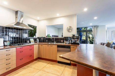 Photo of property in 50 Langana Avenue, Browns Bay, Auckland, 0630