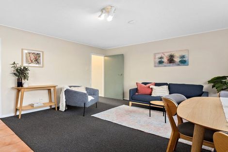 Photo of property in 1/52 Russell Terrace, Berhampore, Wellington, 6023