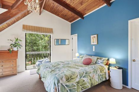 Photo of property in 104 Konini Road, Titirangi, Auckland, 0604