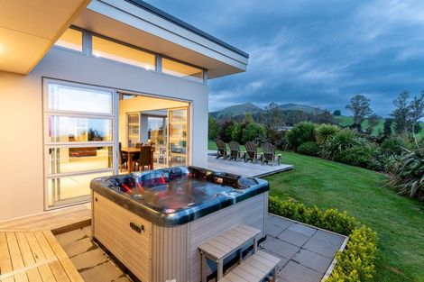 Photo of property in 28 Kayforce Road, Ocean View, Dunedin, 9035