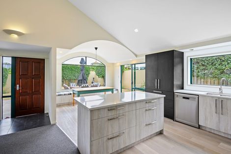 Photo of property in 7 Totara Terrace, Wanaka, 9305