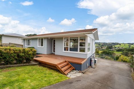 Photo of property in 57 Ogle Crescent, Te Kamo, Whangarei, 0112