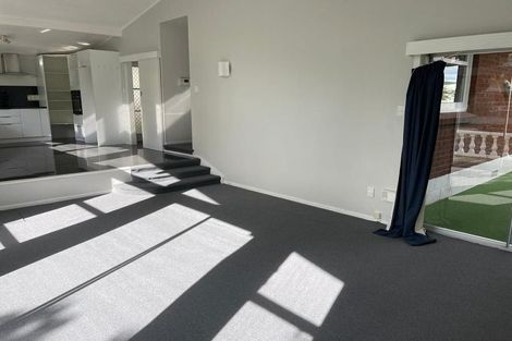 Photo of property in Tuscany Towers, 3/1 Ambrico Place, New Lynn, Auckland, 0600