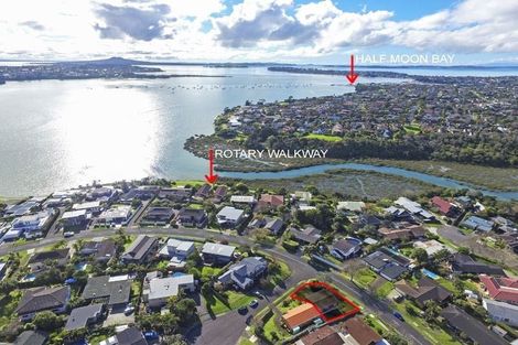 Photo of property in 2a Rachael Place, Farm Cove, Auckland, 2012