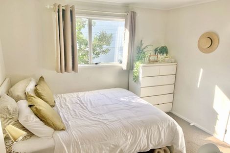 Photo of property in 71 Chartwell Avenue, Glenfield, Auckland, 0629