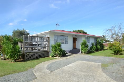 Photo of property in 8 Paramount Parade, Tikipunga, Whangarei, 0112