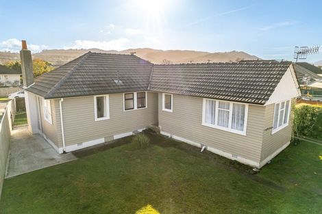 Photo of property in 19 Sheridan Crescent, Trentham, Upper Hutt, 5018