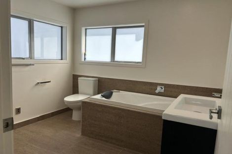 Photo of property in 12 Matariki Street, Omaha, 0986