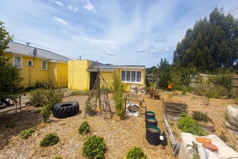 Photo of property in 17 Half Mile Road, Tuatapere, 9620