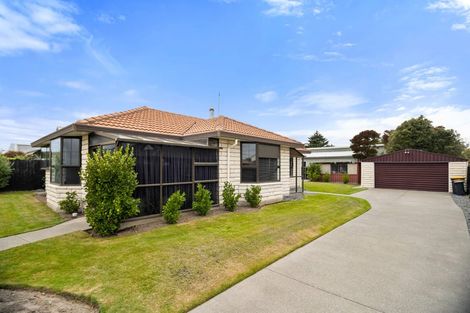 Photo of property in 14 Takaro Avenue, Sockburn, Christchurch, 8042