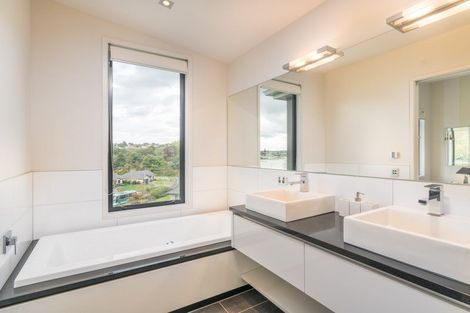 Photo of property in 6/5 The Moorings, Two Mile Bay, Taupo, 3330