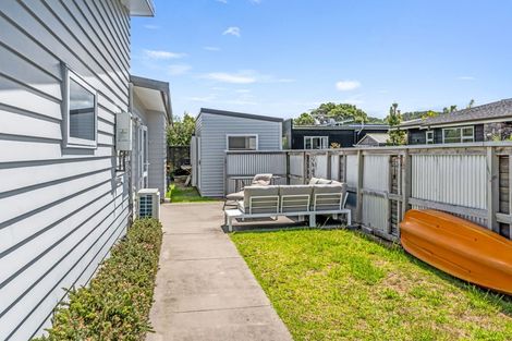 Photo of property in 147 The Fairway, Matarangi, Whitianga, 3592