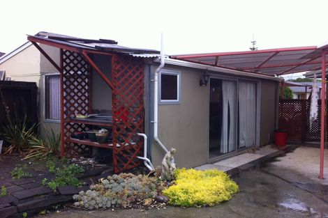 Photo of property in 12 Ashmore Place, Favona, Auckland, 2024