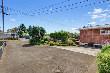 Photo of property in 3 Armagh Street, Levin, 5510