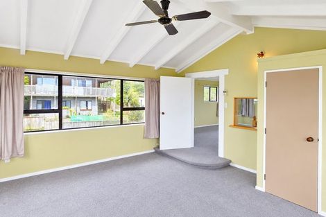 Photo of property in 3 Te Maku Grove, Waikanae, 5036