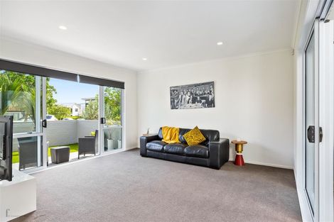 Photo of property in 67 Buckley Avenue, Hobsonville, Auckland, 0616