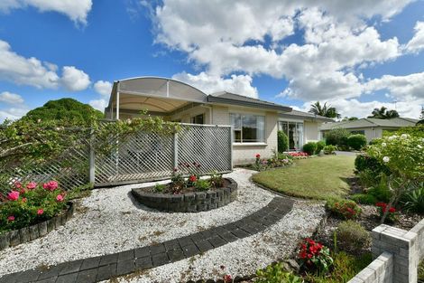 Photo of property in 188 Lakeside Drive, Orewa, 0931
