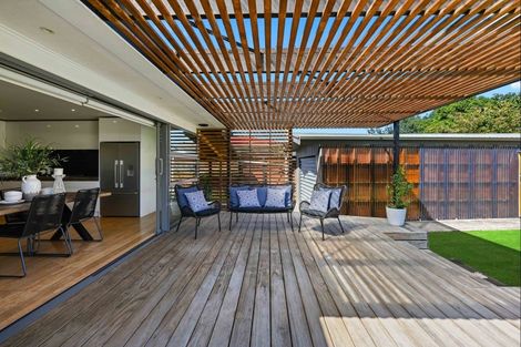 Photo of property in 15 Rutherford Street, Chedworth, Hamilton, 3210