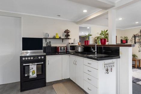 Photo of property in 51 Lagoon Place, Poike, Tauranga, 3112