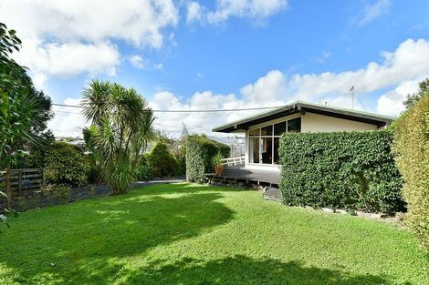 Photo of property in 15 North Crescent, Kaukapakapa, 0873
