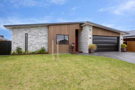 Photo of property in 67 Harakeke Drive, Wharewaka, Taupo, 3330