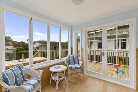 Photo of property in 13 Pinnacle Street, Seatoun, Wellington, 6022