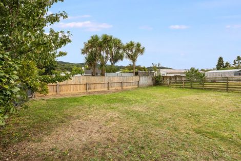 Photo of property in 76 Peel Place, Wainuiomata, Lower Hutt, 5014