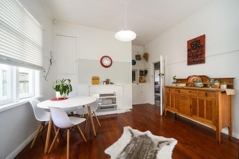 Photo of property in 41 Shamrock Street, Takaro, Palmerston North, 4412