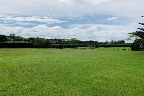 Photo of property in 159 Oraha Road, Kumeu, 0892