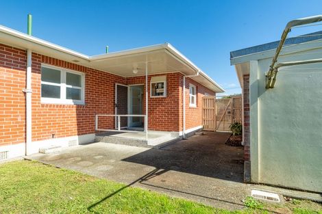 Photo of property in 22 Stanley Street, Levin, 5510