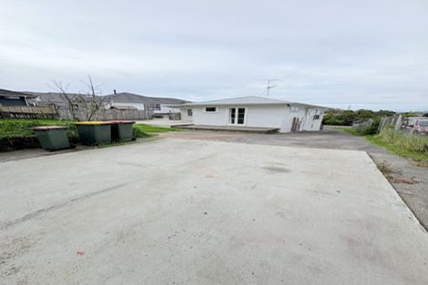 Photo of property in 42 Tiroroa Avenue, Te Atatu South, Auckland, 0610