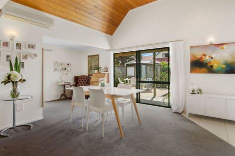 Photo of property in 94 Matakana Valley Road, Matakana, Warkworth, 0985