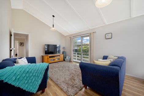 Photo of property in 4 Tangelo Place, Bucklands Beach, Auckland, 2012