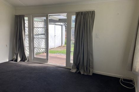 Photo of property in 15 Manuka Street, Otaki Beach, Otaki, 5512