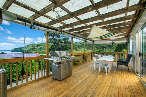 Photo of property in 27 Baddeleys Beach Road, Tawharanui Peninsula, Matakana, 0986
