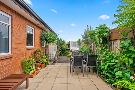 Photo of property in 28 Dan Tori Place, Orewa, 0931