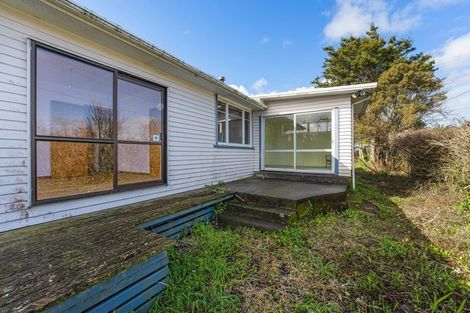 Photo of property in 1347 Devon Road, Brixton, Waitara, 4382