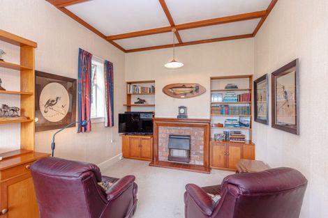 Photo of property in 84 Parkes Avenue, Saint Johns Hill, Whanganui, 4501