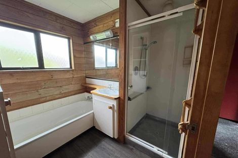 Photo of property in 21 Ranfurly Street, Trentham, Upper Hutt, 5018