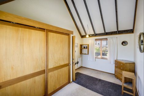 Photo of property in 34 Roslyn Road, Bluff Hill, Napier, 4110