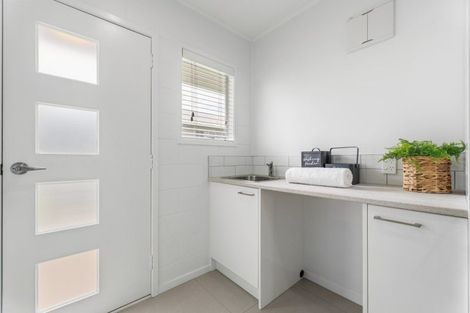 Photo of property in 30 Gobray Crescent, Mount Maunganui, 3116