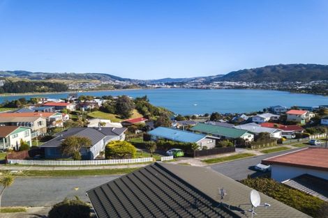 Photo of property in 9 Inlet View, Titahi Bay, Porirua, 5022