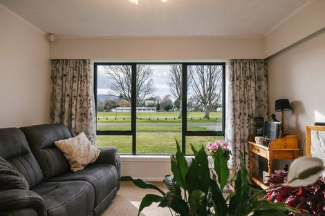 Photo of property in 14 Pollen Street, Woodville, 4920