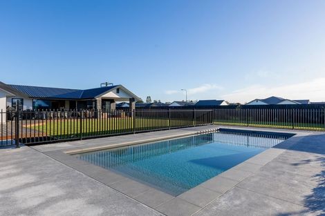 Photo of property in 8 Southdown Place, Kirwee, 7571