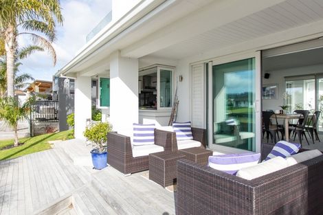 Photo of property in 30 Arawa Lane, Whitianga, 3510